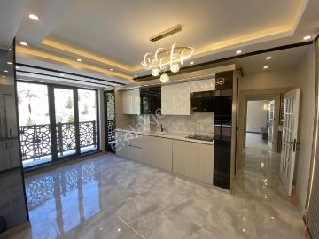 Keçiörende 3+1 Full Yapılı Sıfır Cadde Yakını Mega Lüks Herkatta Dairemiz Var