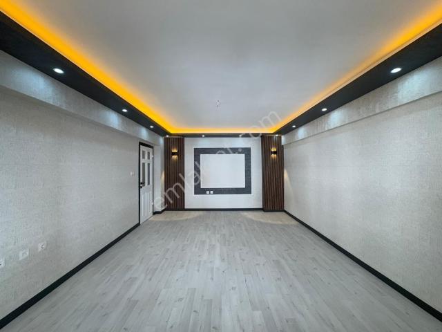Keçiörende 4+1 Full Yapılı Masrafsız İskanlı Asansörlü Satılık