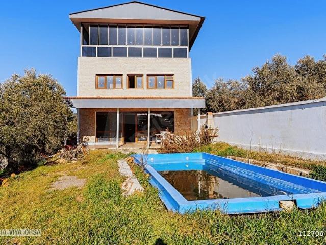 Kemalpaşa Damlacık Havuzlu Tripleks Tam Müstakil Satılık Villa