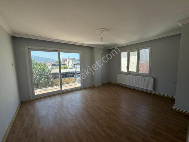 Kemalpaşa Örnekköy Kiralık 2+1 Daire
