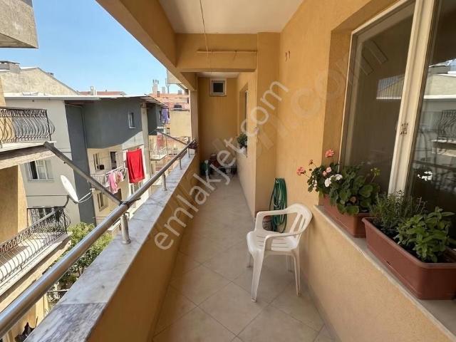 Kemalpaşa Sekiz Eylülde Satılık 3+1 Daire 140m2