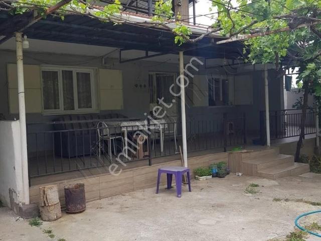 Kemalpaşa_turgutlu Anayol Üzeri Bahçeli