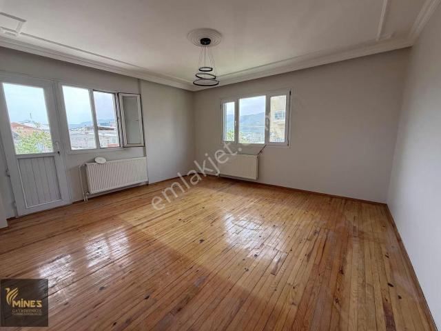 Kemalpaşa Ulucak M. Kemal Atatürk Mah. 3+1 Geniş Kiralık Daire