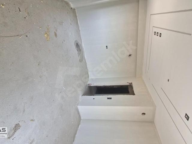 Kemalpaşa Ulucakta Satılık Ara Kat Kapalı Mutfak 2+1 Sıfır Daire