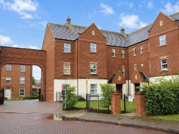 Kemberton House, Deykin Road, Lichfield WS13, 2 bed flat to rent, £1,100 pcm | PrimeLocation