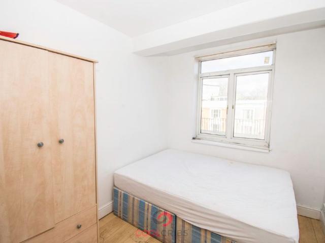 Kember Street, Islington, London, N1