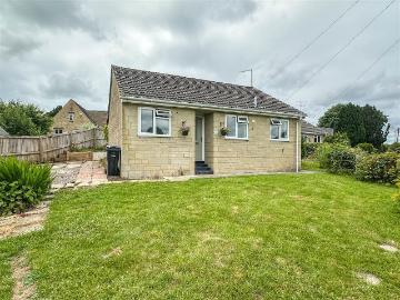 Kembles Close, Malmesbury SN16, 2 bed detached bungalow to rent, £1,200 pcm | PrimeLocation