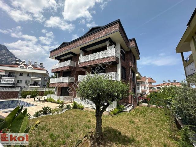 Kemer Arslanbucakta Havuzlu Asansörlü Kiralık 1+1 Daireler