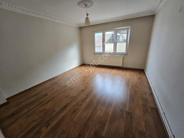 Koğukçınar'da Kiralık 3+1 Daire Balkonlu Kombili