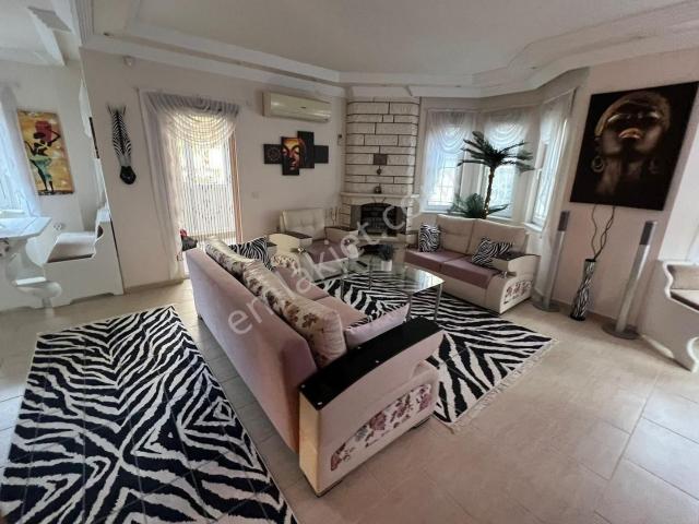 Antalya Kemer Kiralık Villa Denize Yürüme Mesafesinde Saunalı