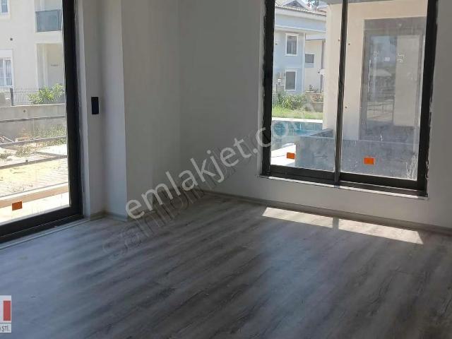 Kemer Kuzderede Sıfır Havuzlu Sitede Kiralık 1+1 Daire