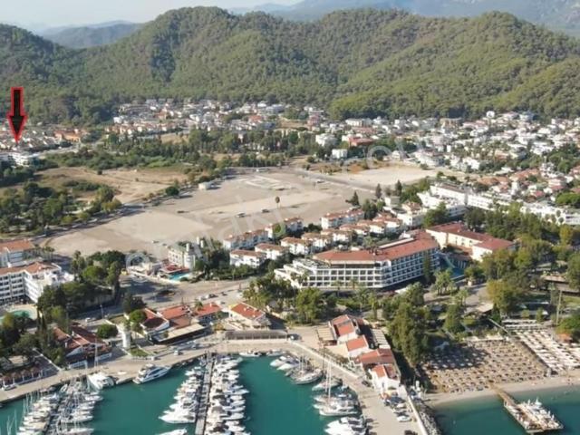 Kemer Merkez Ayışı Koyuna 350 Metre Havuzlu Sitede Fırsat 1+1