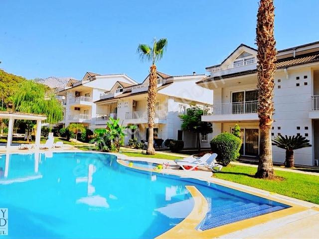 Kemer Merkezde Satılık 4+1