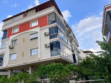 Kemer Mh.de Sosyal Bilimler Lisesi Yanında 2+1 Kiralık