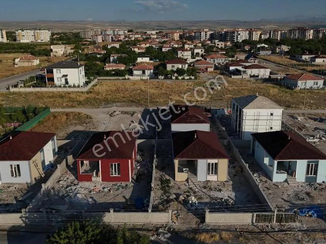 Kemerhisar|cumhuriyet 2+1 Doğalgazlı Yazlık anahtar Teslim