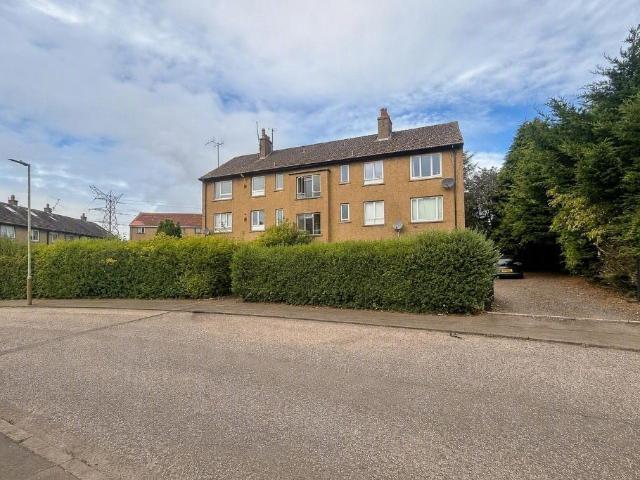 Kemnay Gardens, Douglas And Angus, Dundee DD4, 2 bed flat to rent, £700 pcm | PrimeLocation