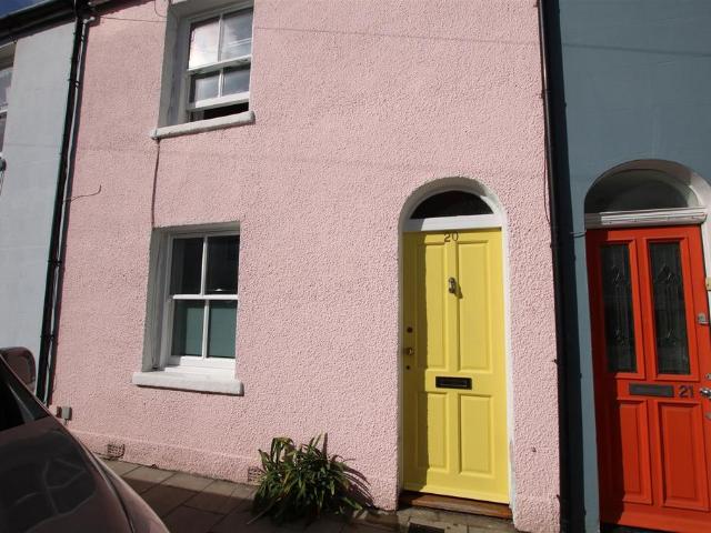 Kemp Street, Brighton 2 bed house to rent £2,000 pcm £462 pw