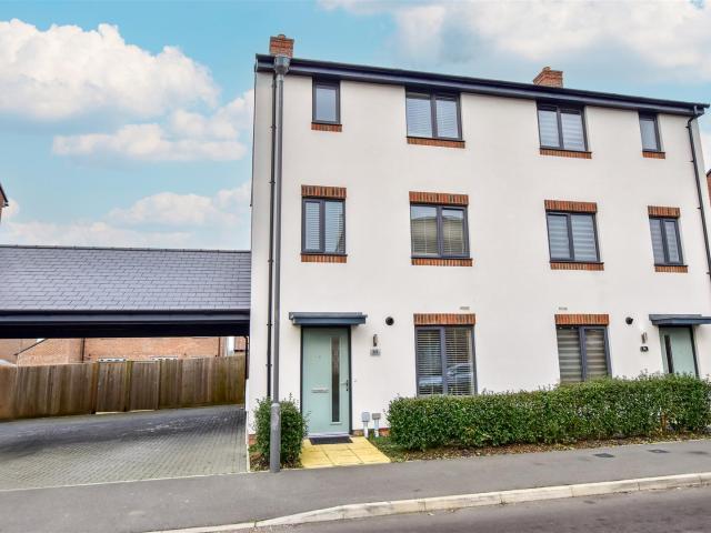 Kempster Way, Broughton, Aylesbury