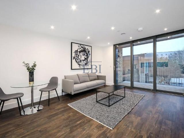 Kempton House, 122 High Street. 1 bed apartment to rent £1,625 pcm £375 pw