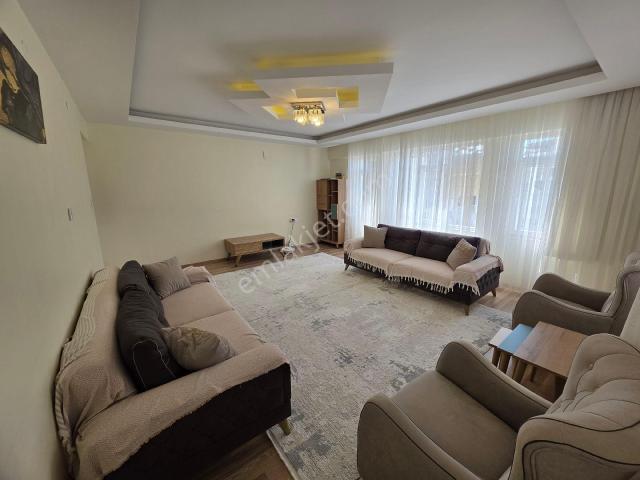 Kent Meydanı Yakını Satılık 3+1 Daire