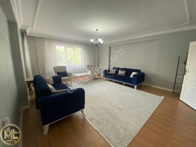 Kent Meydanı Merkezi Konumda Satılık 4+1 Geniş Ferah Daire