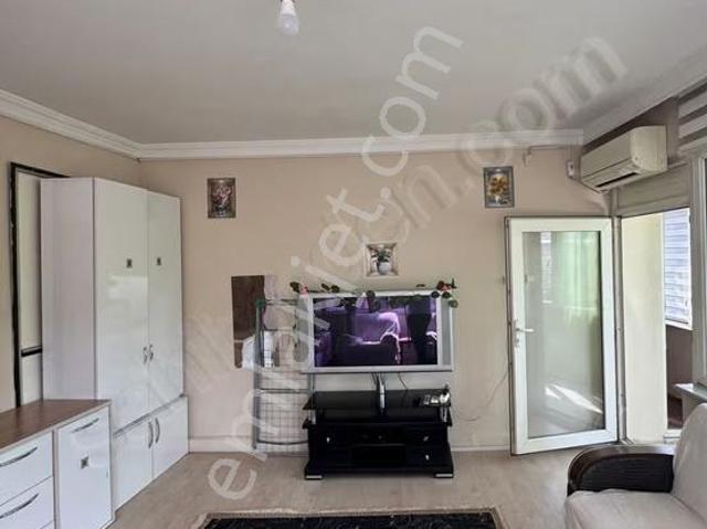 Kent Meydanı'nda Eşyalı Daire 1+1 Cadde Üzeri Merkezi Konum