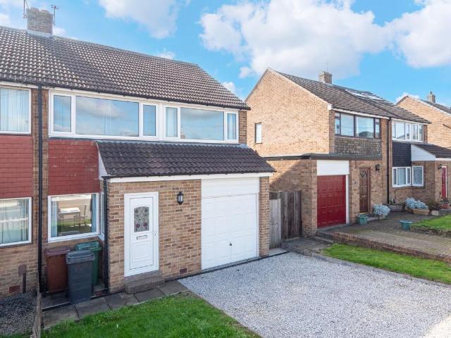 Kent Crescent, Pudsey LS28, 3 bed end terrace house to rent, £1,300 pcm | PrimeLocation