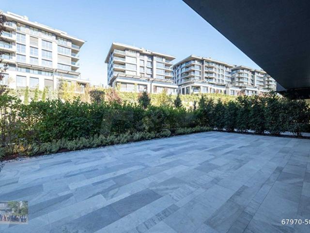 KENT ETİLERDE SAKİN KONUMDA 129 M TERASLI 4+1 BAHÇE KATI