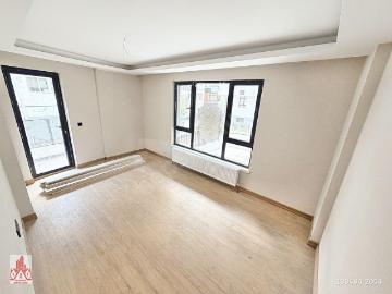 KENT EMLAK'TAN BARIŞYOLU CAD. PARALELİ 3+1 SIFIR DAİRE ASANSÖRLÜ !