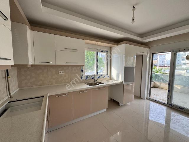 Kent Gayrimenkul'den İbni Melek Mahallesi'nde Kiralık 3+1 Daire