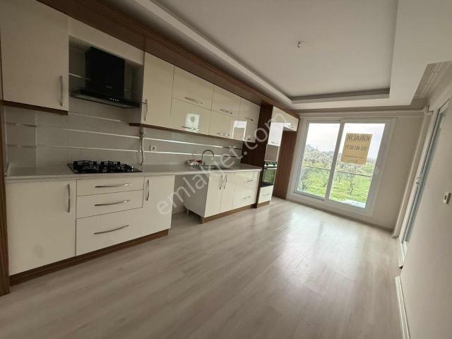 Kent Gayrimenkul'den Lüks Ara Kat Önü Açık Kiralık Daire