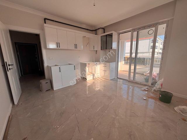 Kent Park Yanında 3+0 Giriş Kat Kiralık Daire