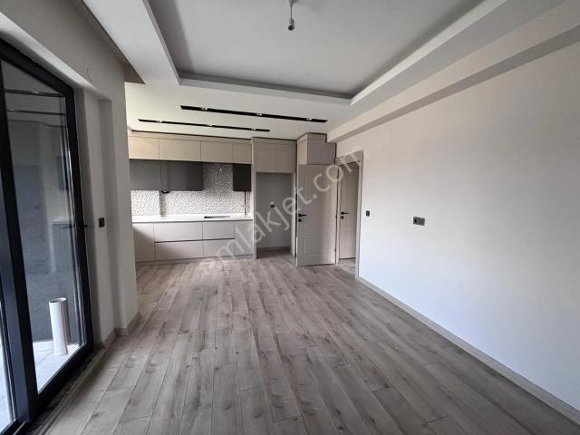 Kent Park Yanında En Üst Kat 3+0 Kiralık Daire
