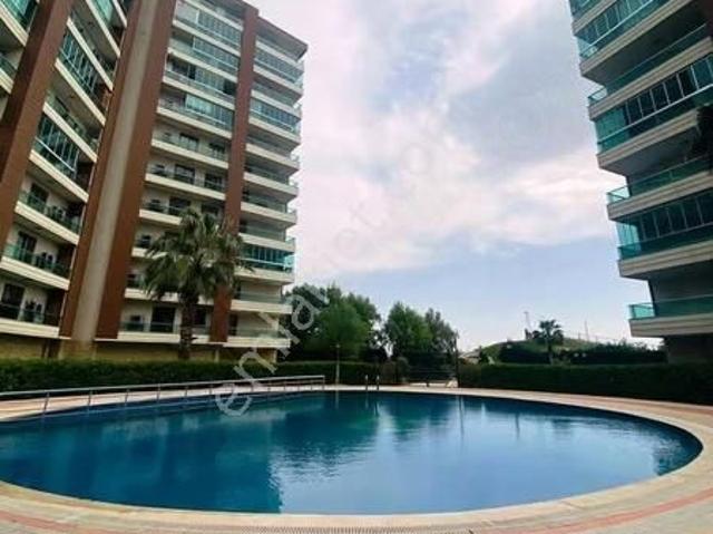 Kent Park Yanı Site İçi 3+1 Geniş Salonlu Havuzlu Arakat