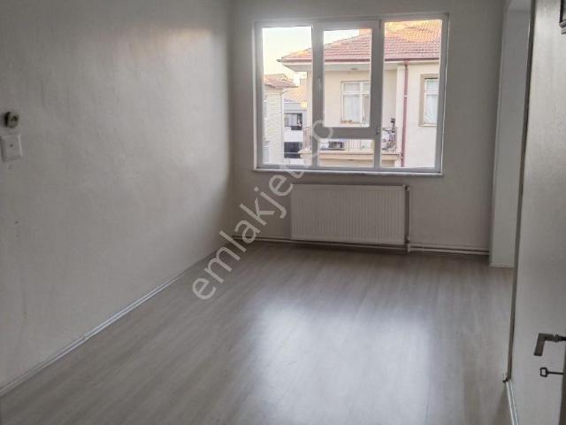 Kent Plaza Yakını Kiralık 3+1 Daire Mete Mermer'den