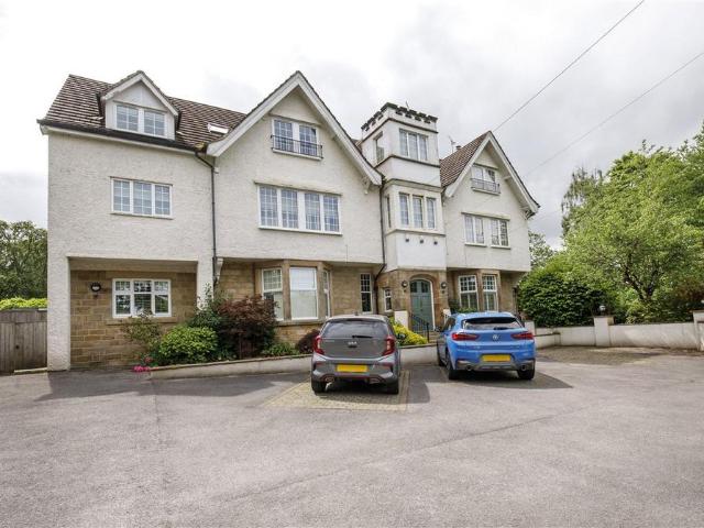 Kent Road, Harrogate, North. 2 bed apartment to rent £2,250 pcm £519 pw