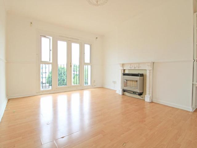 Kent Street, London E2 1 bed apartment to rent £1,900 pcm £438 pw