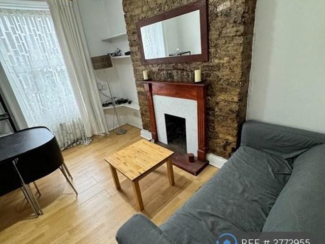 Kentish Town Road, London, NW1 1 bed flat to rent £1,795 pcm £414 pw