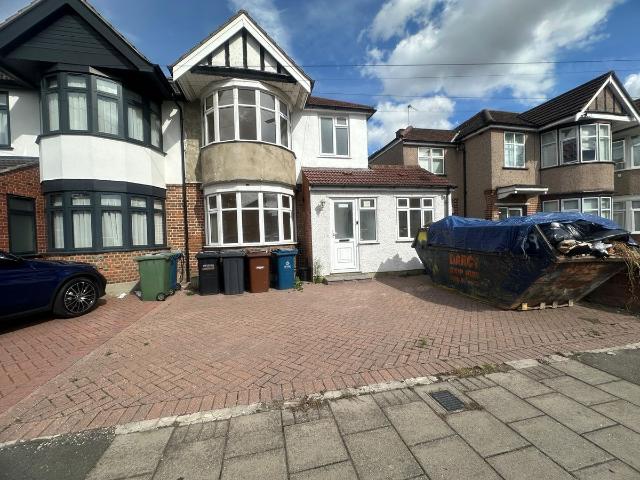 Kenton Lane, Kenton HA3, 5 bed semi detached house to rent, £3,500 pcm | PrimeLocation