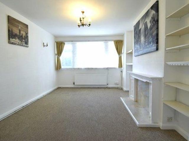 Kenton Road, Harrow, HA3
