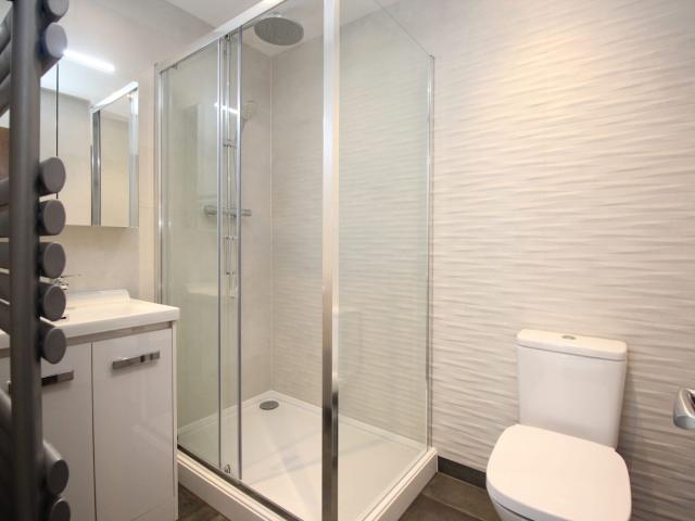Kenton Road, Harrow, Middlesex, HA3 0AX