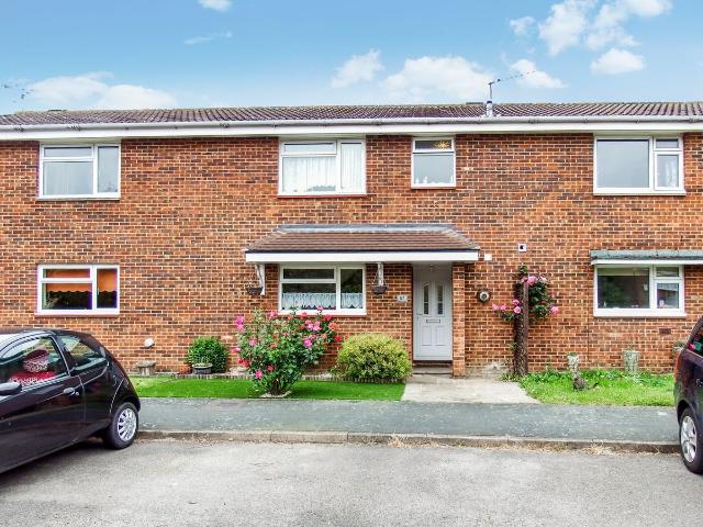 Kenton Way, Woking GU21, 3 bed terraced house to rent, £1,850 pcm | PrimeLocation