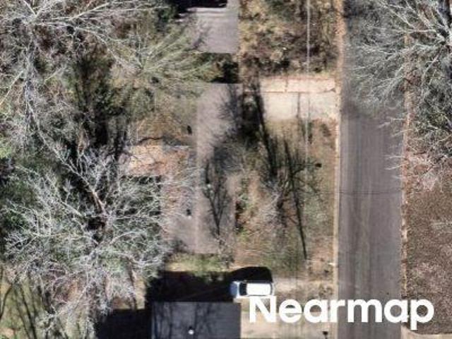 Kentwood Dr