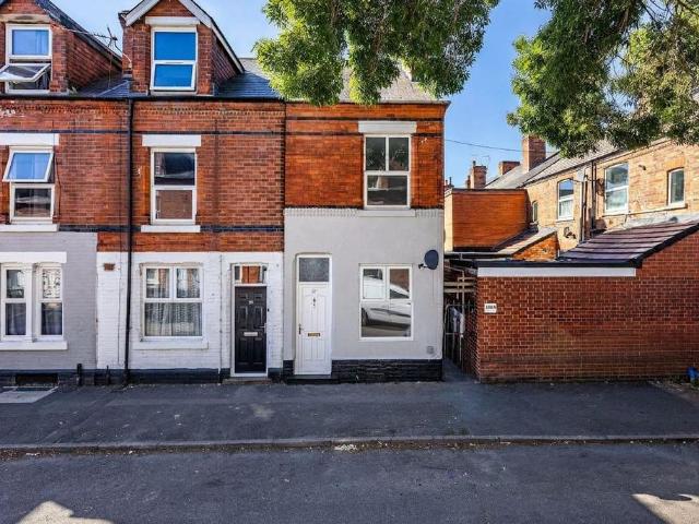 Kentwood Road, Nottingham, NG2 3 bed end of terrace house to rent £995 pcm £230 pw