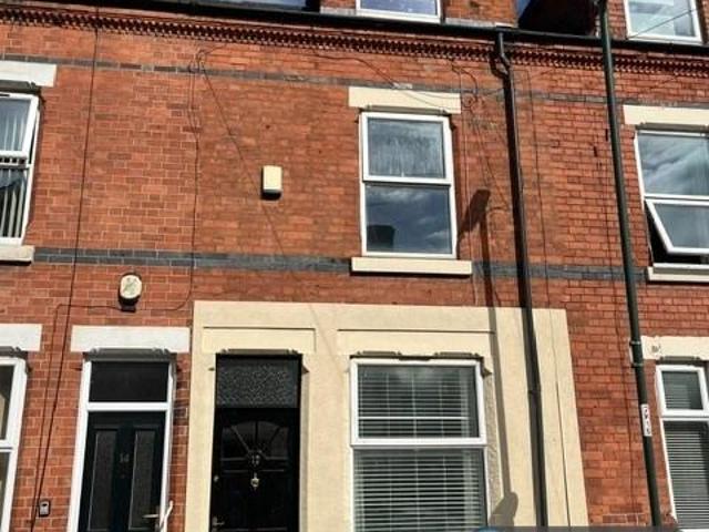 Kentwood Road, Nottingham, NG2 3 bed terraced house to rent £950 pcm £219 pw