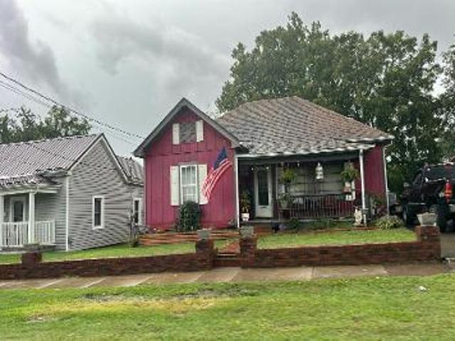 Kentucky Ave