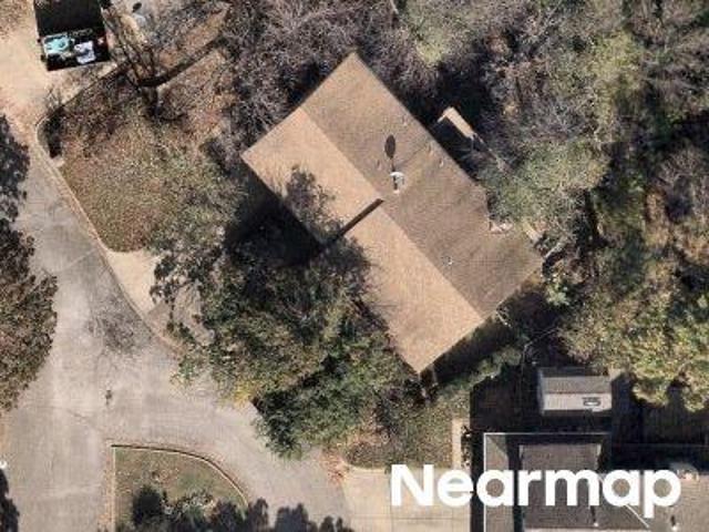 Kenwood Dr