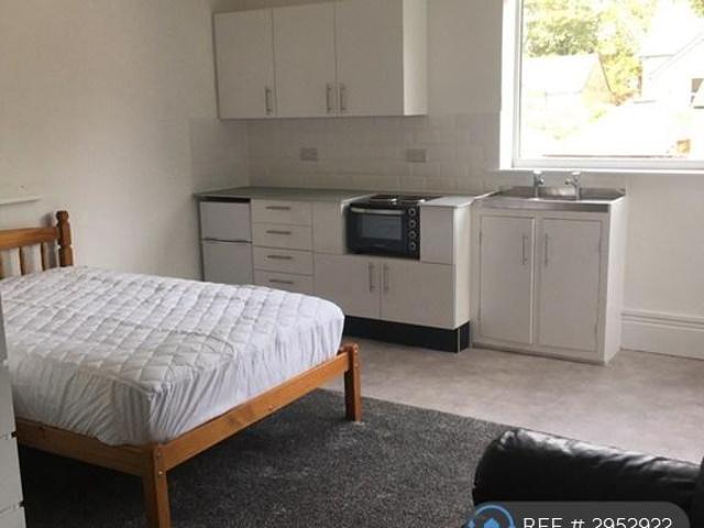 Kenwood Park Road, Sheffield, S7 Studio to rent £595 pcm £137 pw