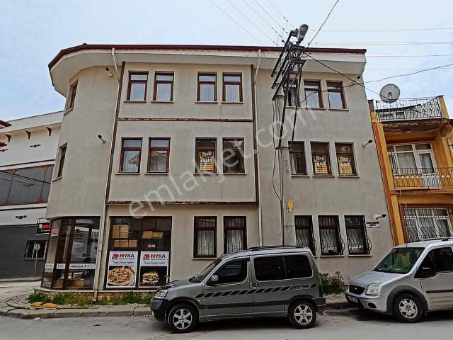 Kenan Uzman'dan Çarşı Merkezinde Kiralık 1+1 Eşyalı Daire