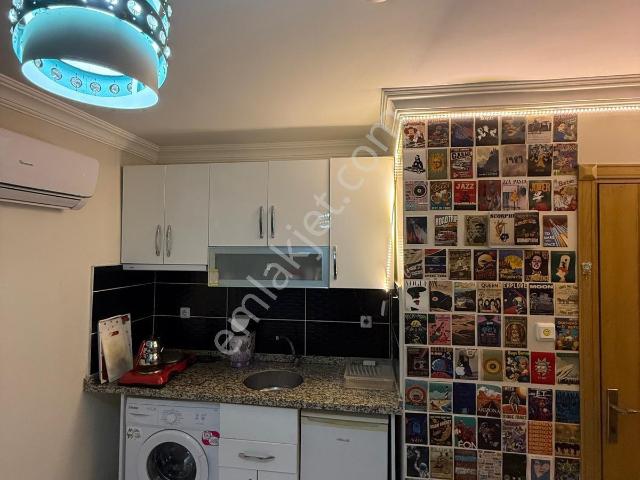 Kenan Evren Zeki Usta Arkası 1+0 Yarı Bodrum Eşyalı Kiralık Daire